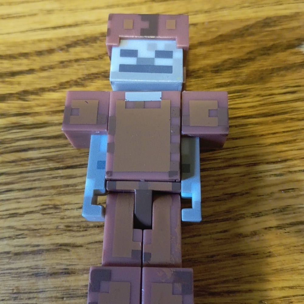 Minecraft Skeleton In Leather Armour Series 3 Figure Rare
